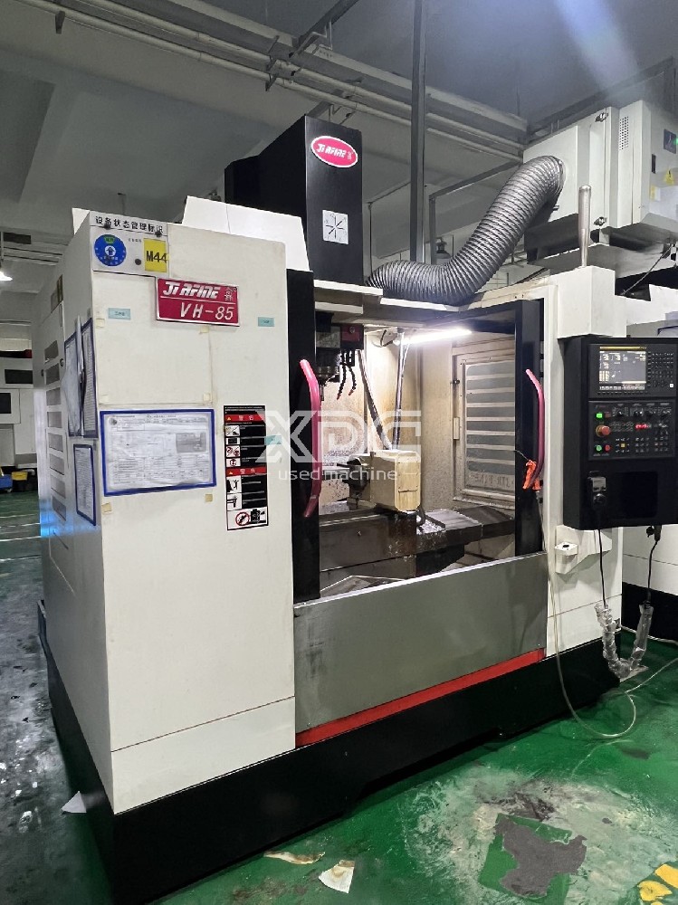 Used VH-85 Vertical Machining Center