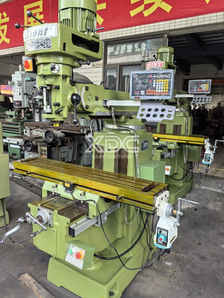 Used Universal vertical milling machine