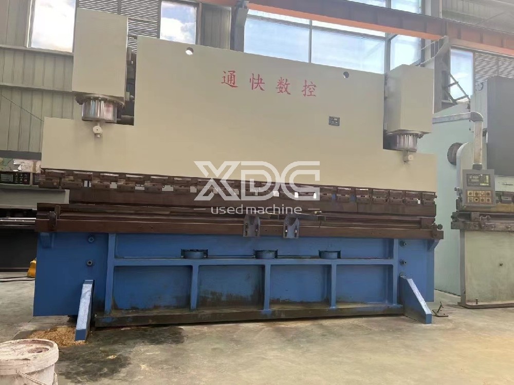 300 tons, 4 meters used bending machine for sale