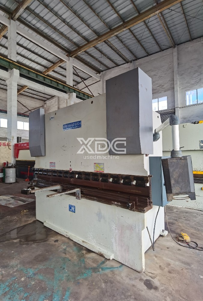 used ​BOME 200 tons/3.2 meters (E21 system) bending machine for sale