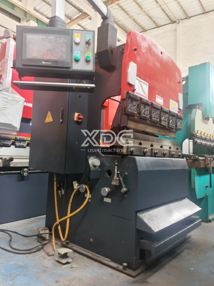 USED ​35 tons/1.2 meters downward CNC bending machine FOR SALE