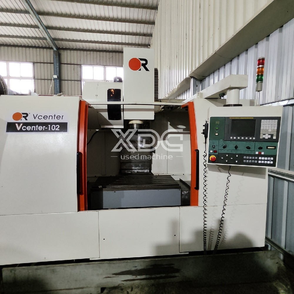Used Vcenter-102 vertical machining center