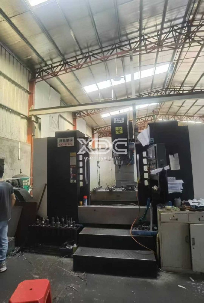 Used Guanchi 1270 machining center